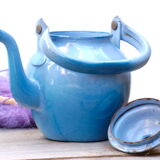 Blue enamelled kettle on ty and die!