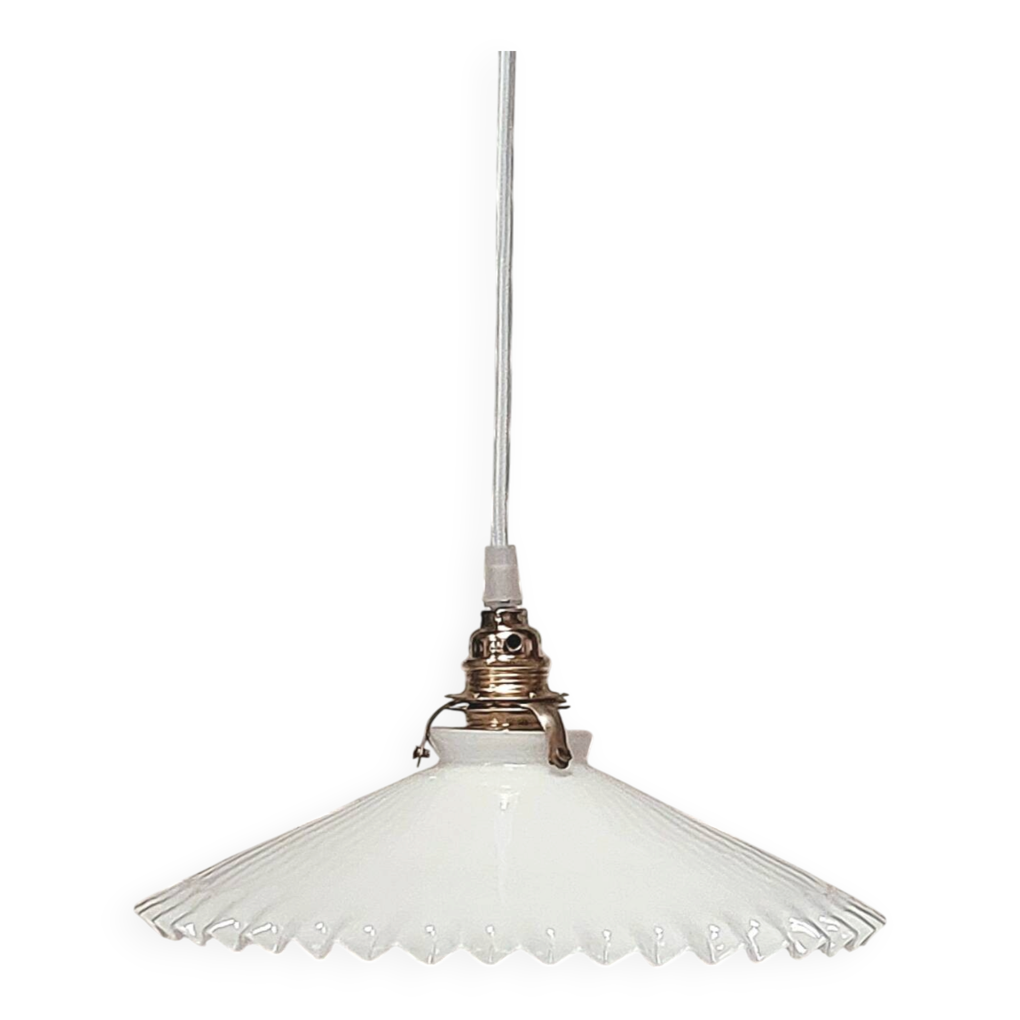 Suspension en opaline blanche 
