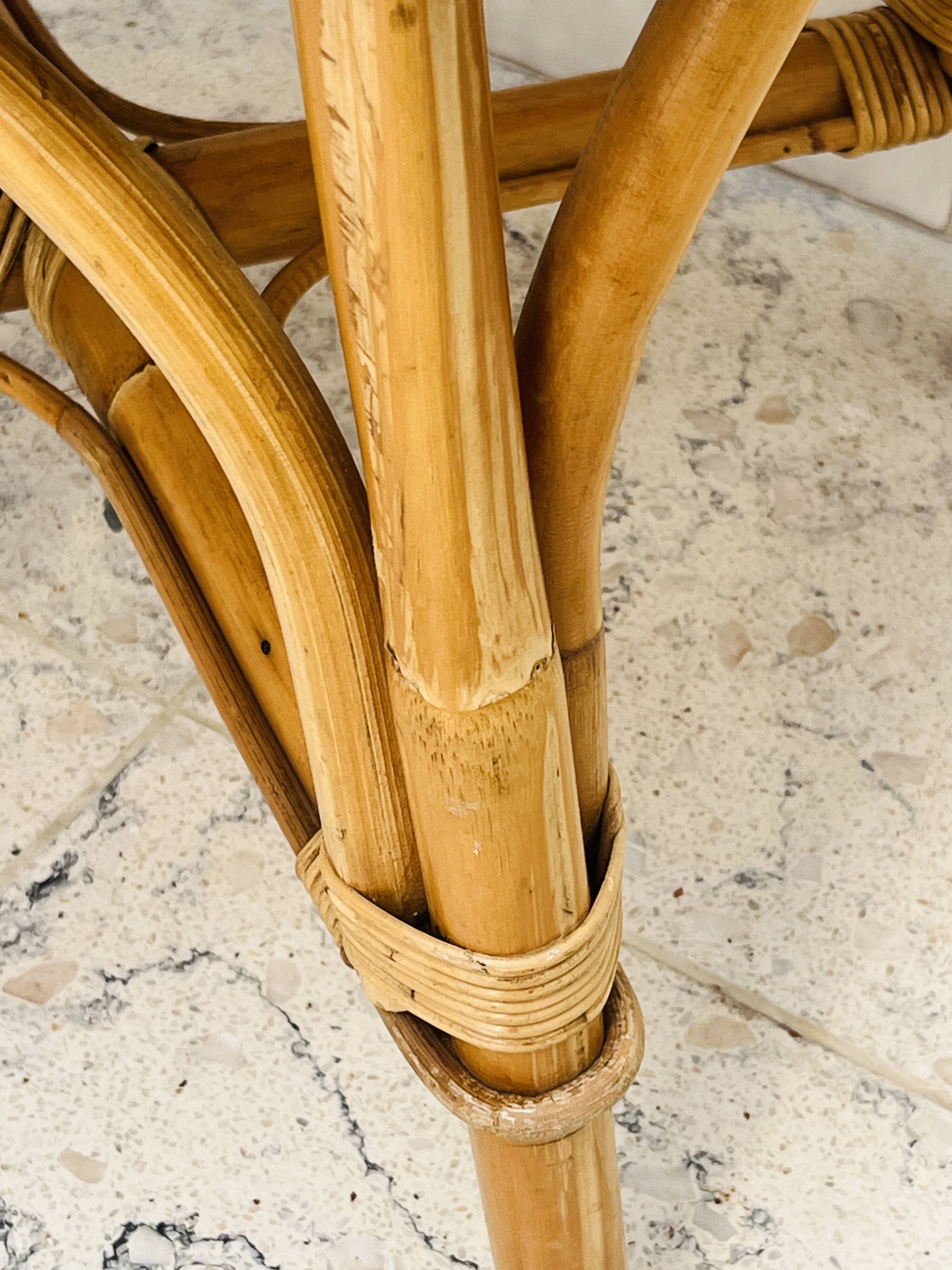 Vintage curved stool in rattan and bamboo