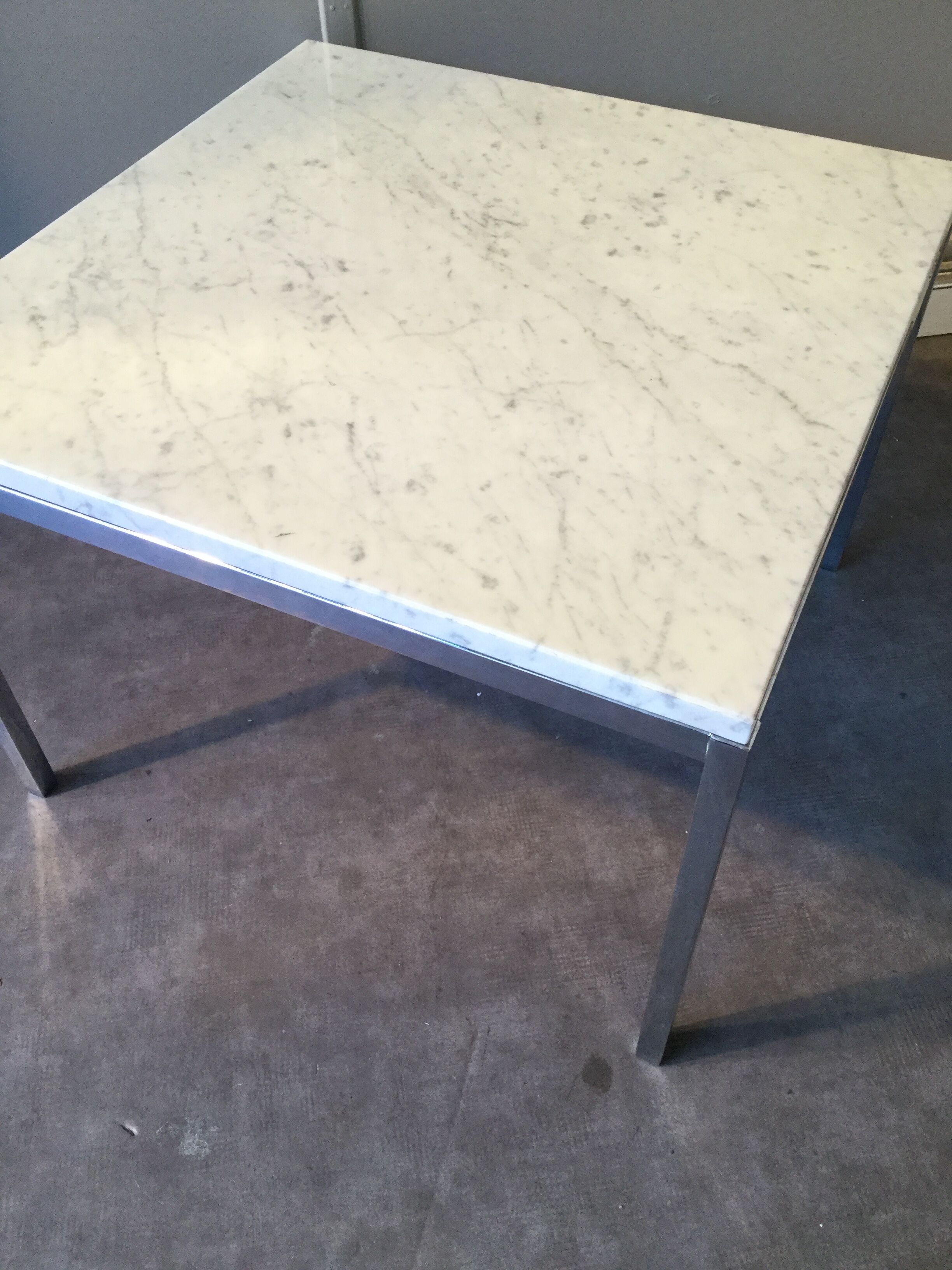 Table basse Florence Knoll en marbre