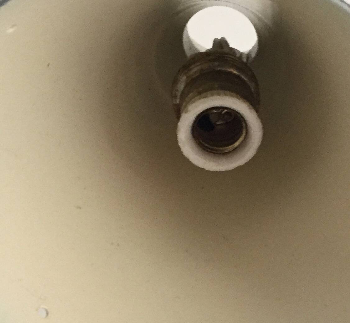 Pair of Italian wall lights in brass and lacquered iron, 1950s design.