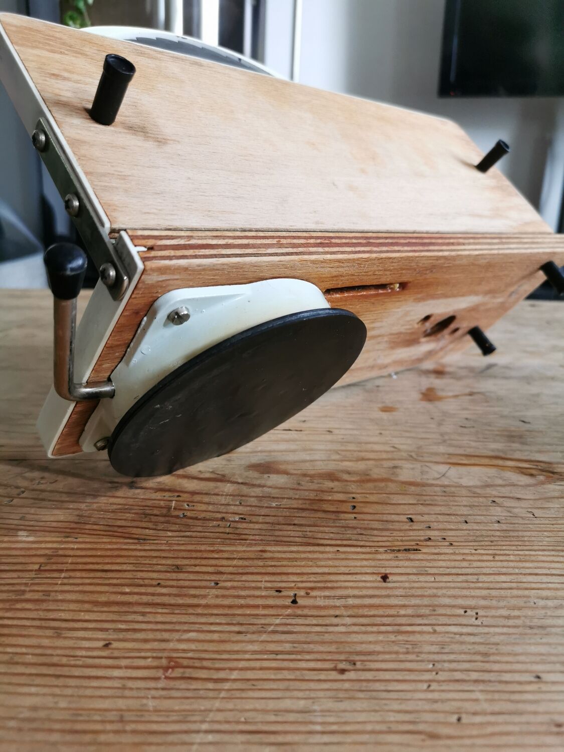 Vintage Formica slicer