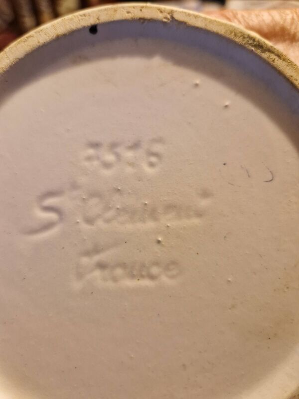 Pichet signé St Clément