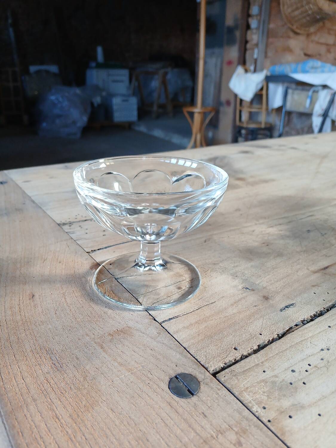 4 small old glass cups