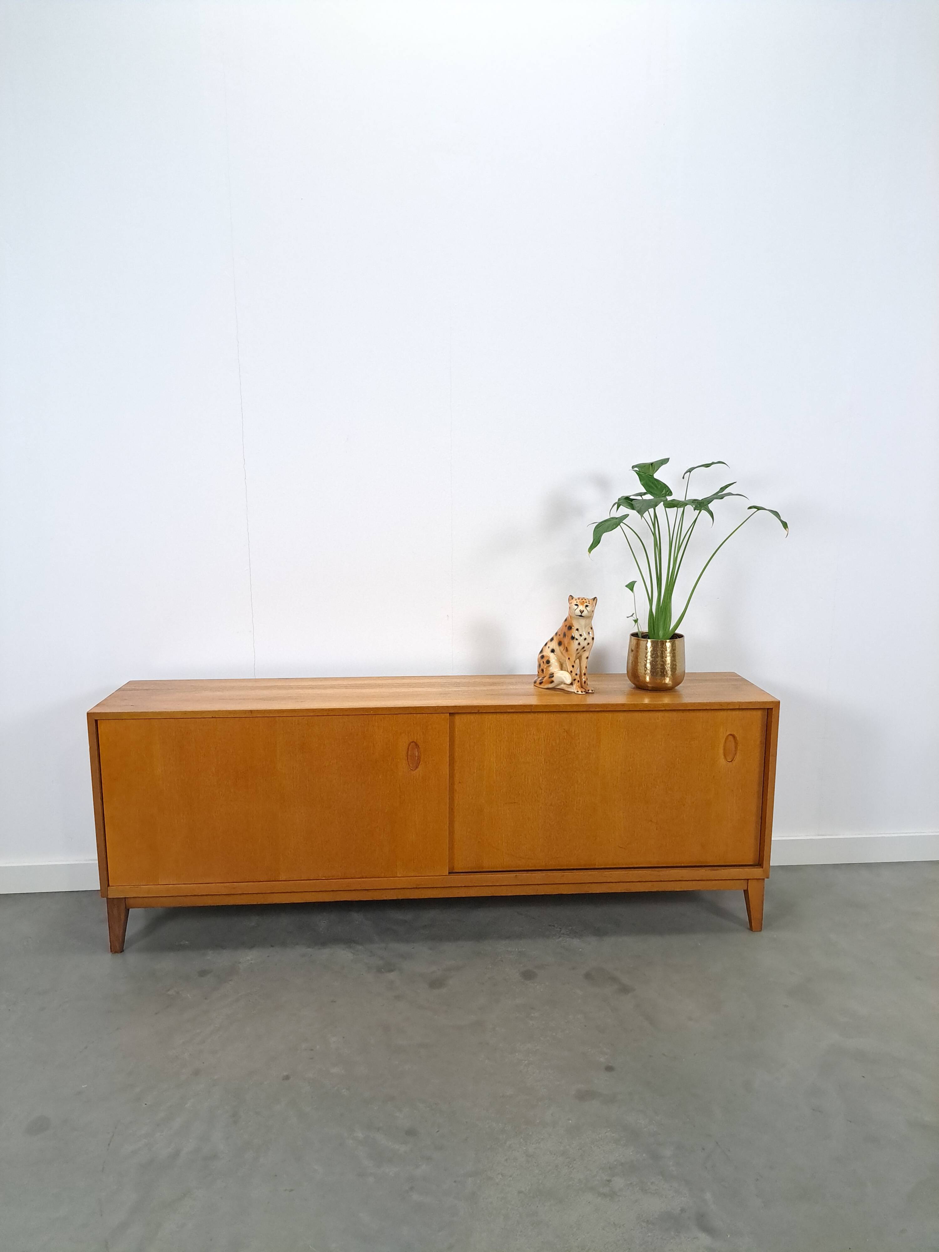 Design dressoir WK Möbel George Satink, tv meubel, nr. 1