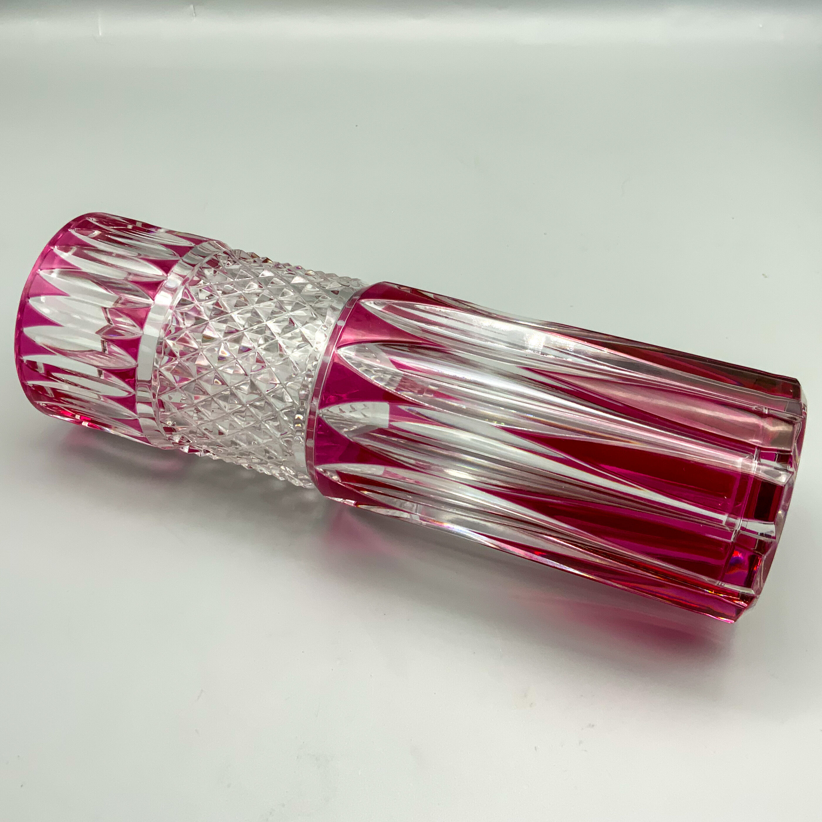 Fuschia scroll vase Val Saint Lambert