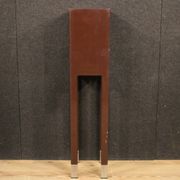 Table d’appoint en bois laqué