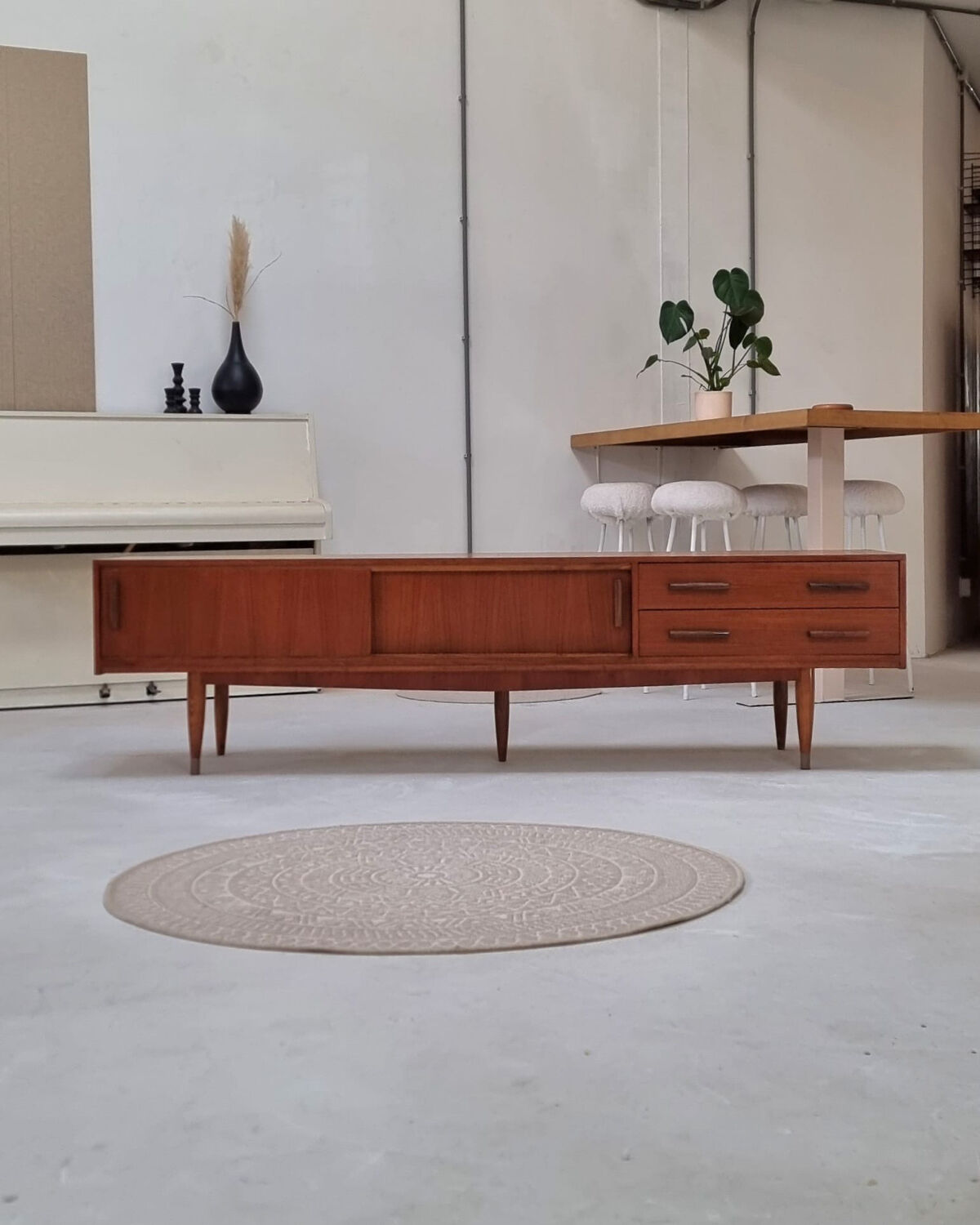 Mid-century lowboard