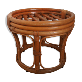 Pouf in rattan