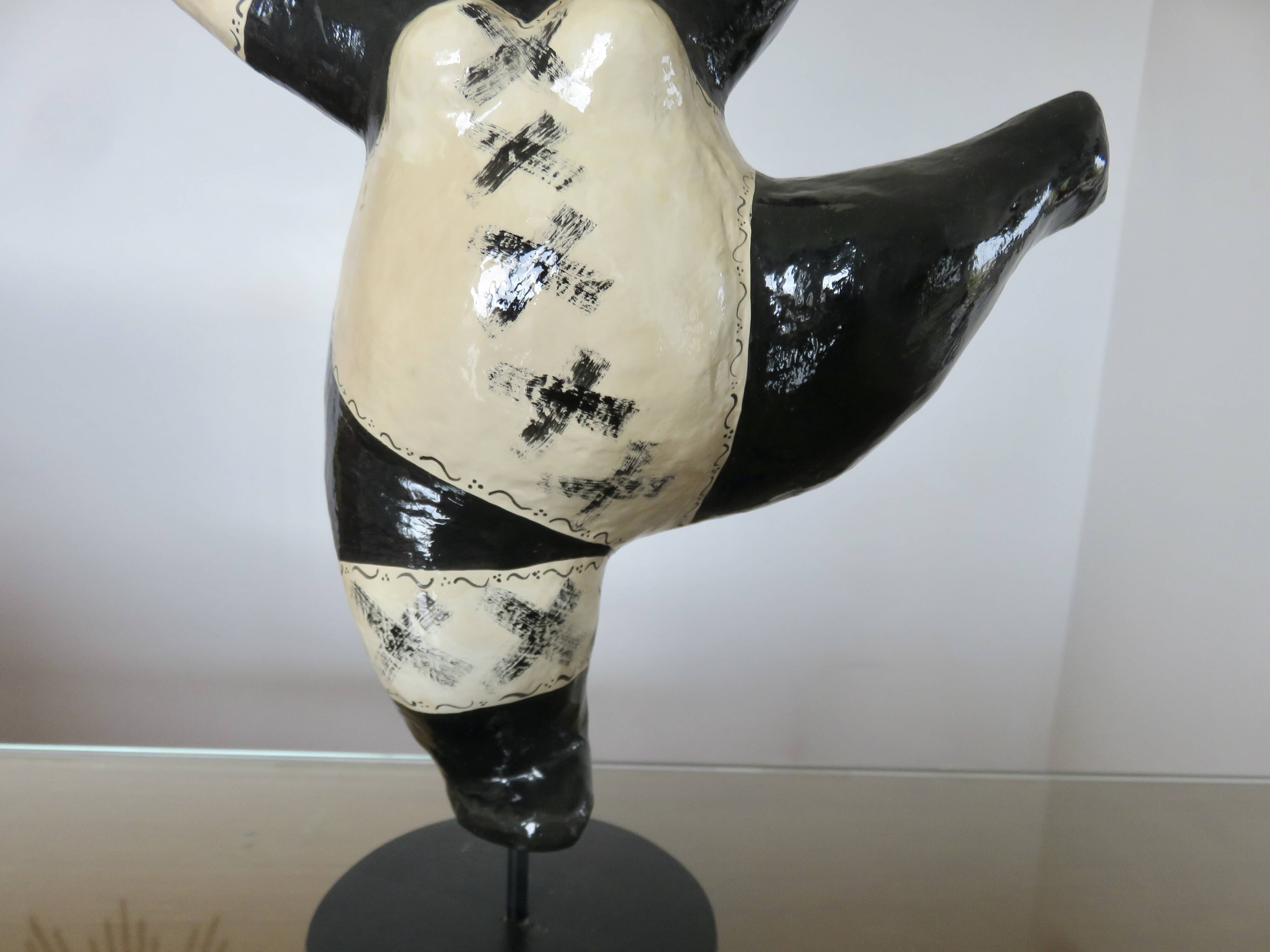 Sculpture "DEESSE" in the style of Niki de Saint Phalle, papier-mâché 1990