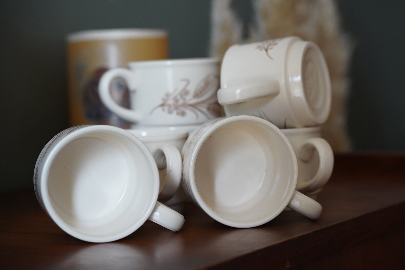 Set of 7 cups Biltons