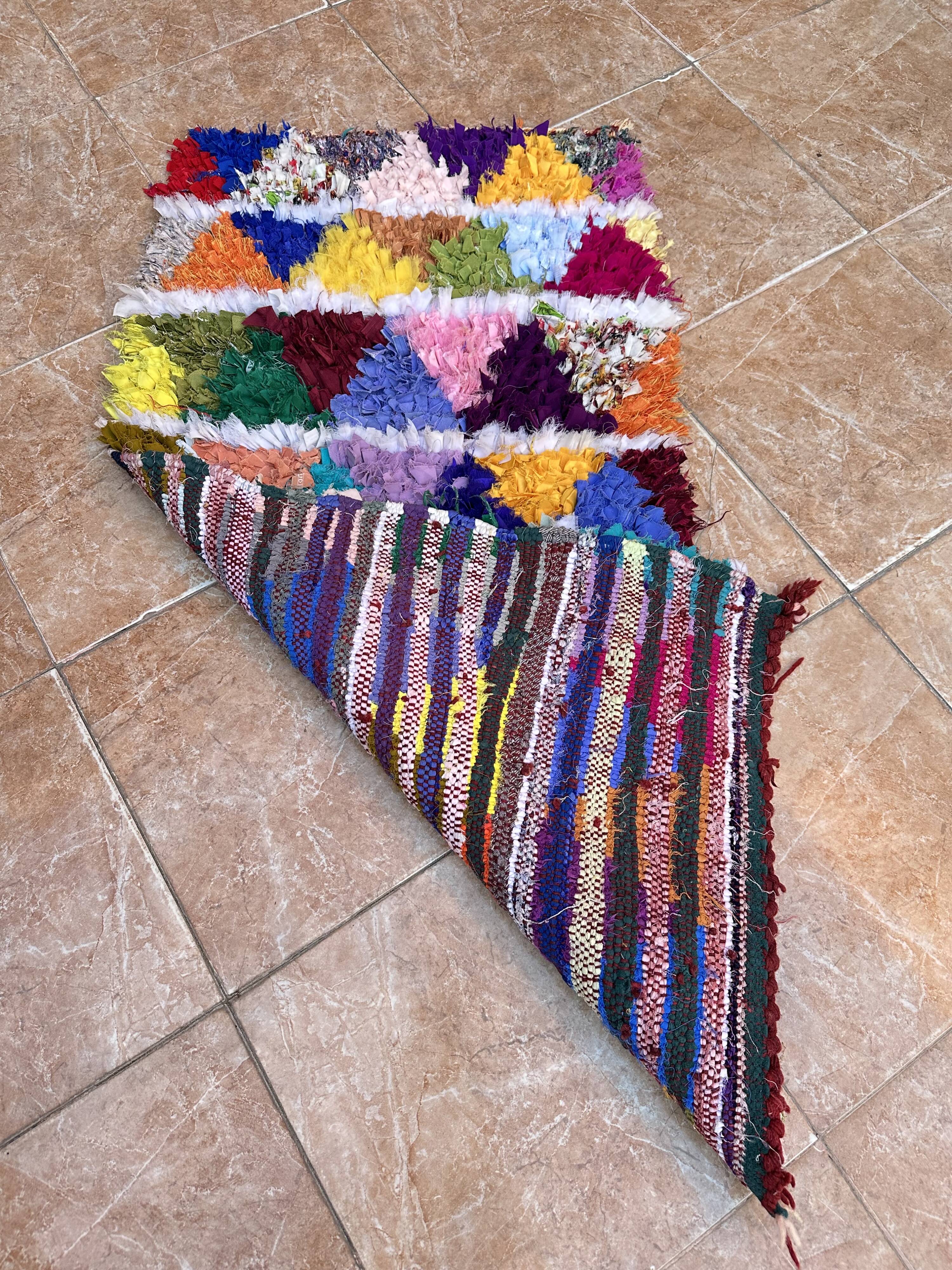 vintage boucherouite rug; berber boucherouite rug 120 cm x60 cm