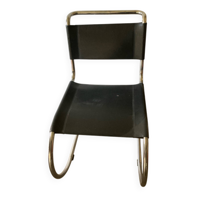 Chaise Thonet en métal et cuir