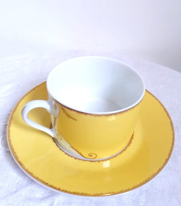Tea cup Follement by Christian Lacroix