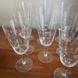 Engraved champagne glasses and wine glasses