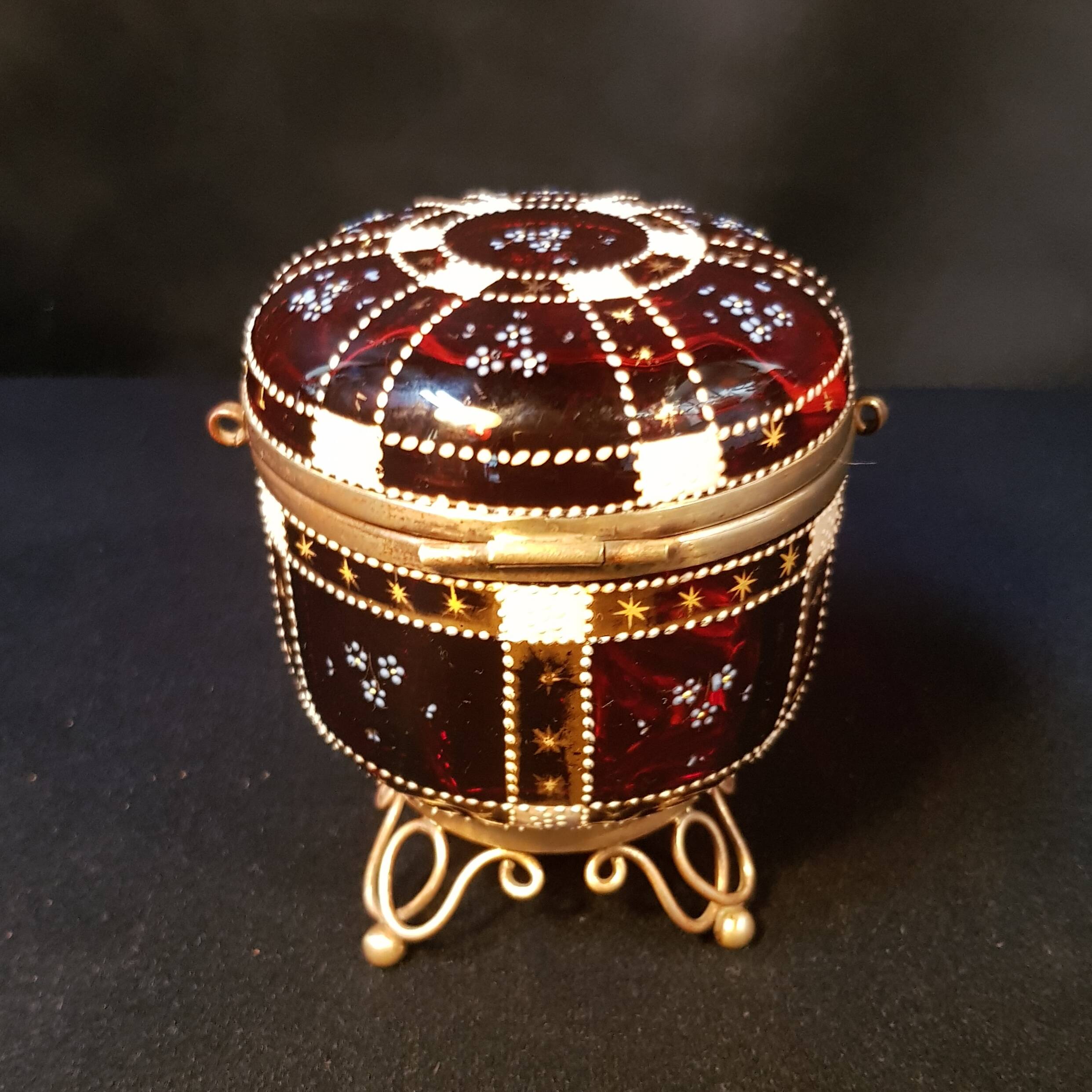 Jewelry box, candy box in gilded and enameled glass