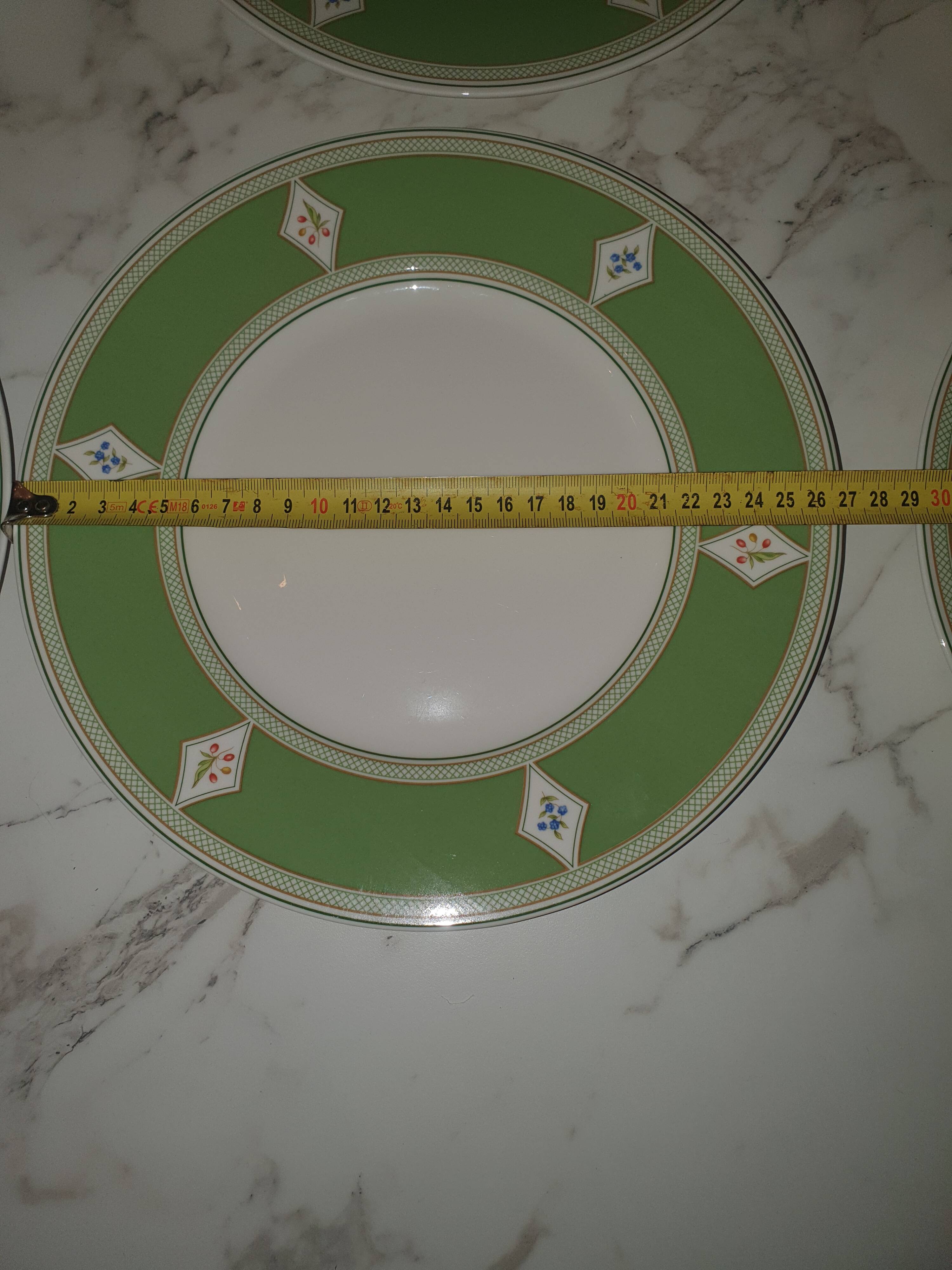 9 flat plates VILLEROY BOCH model EDEN 27 cm