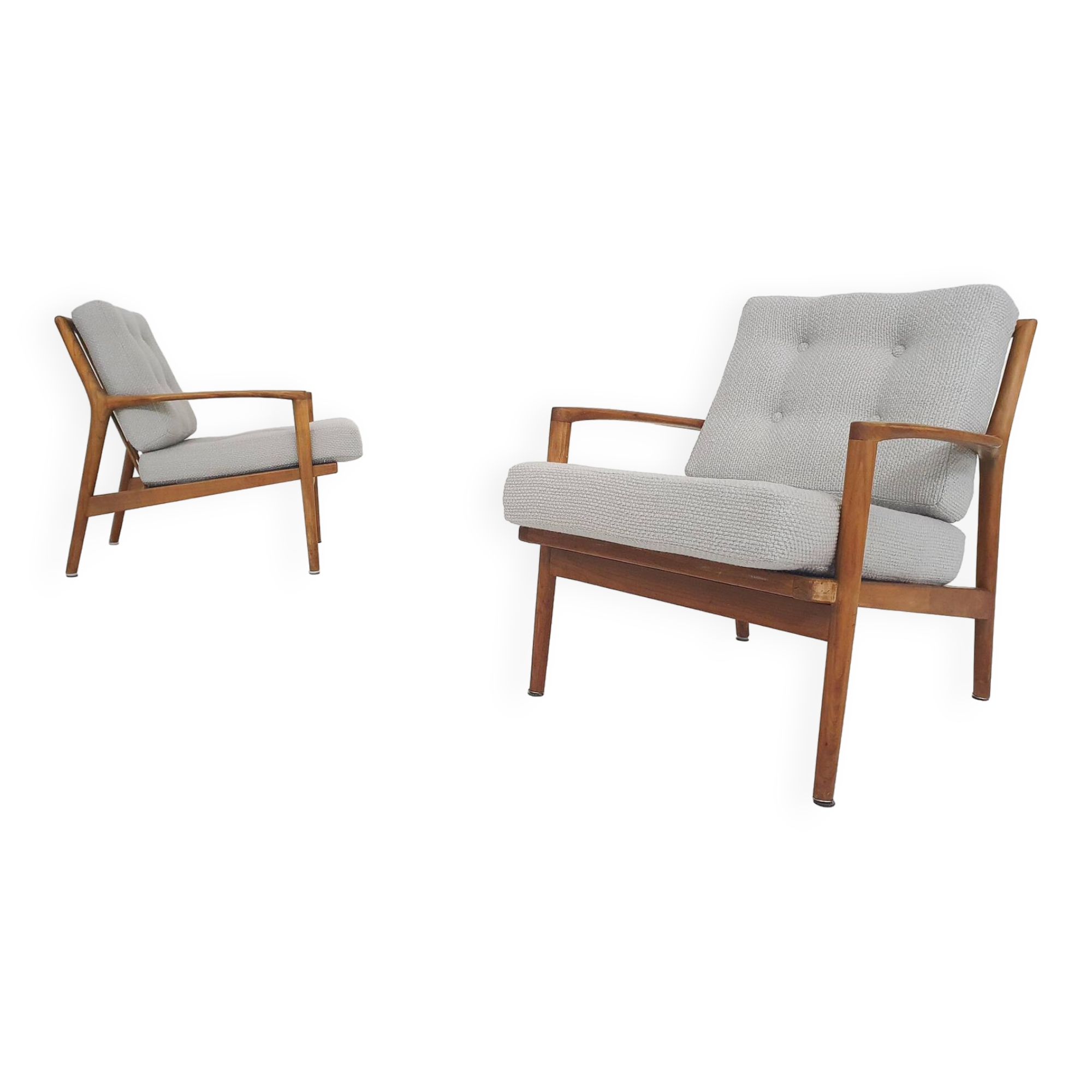 Solid oak antique dining chairs, with hand carved back rests. The chairs have no screws only wooden