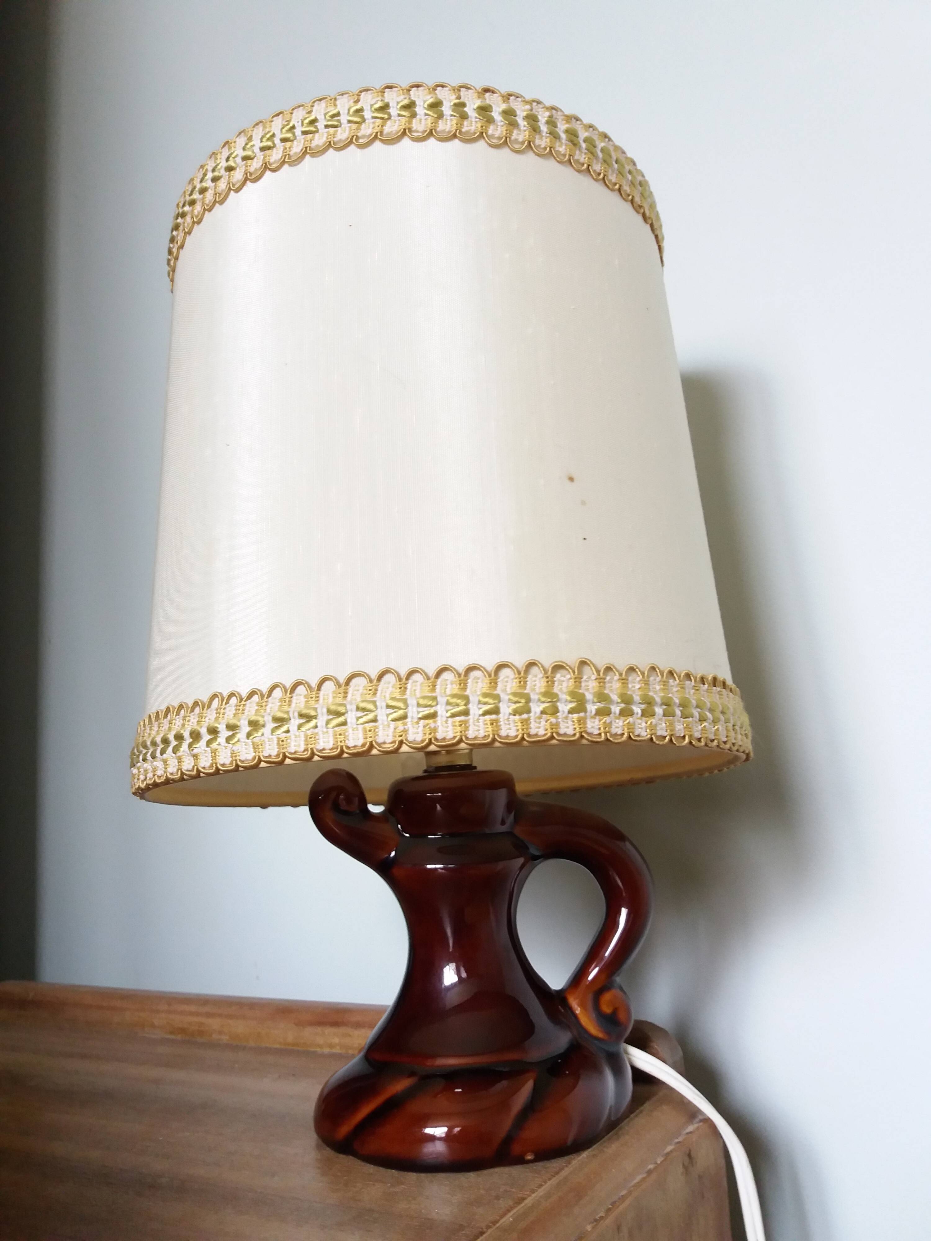 CVL table lamp with ceramic base