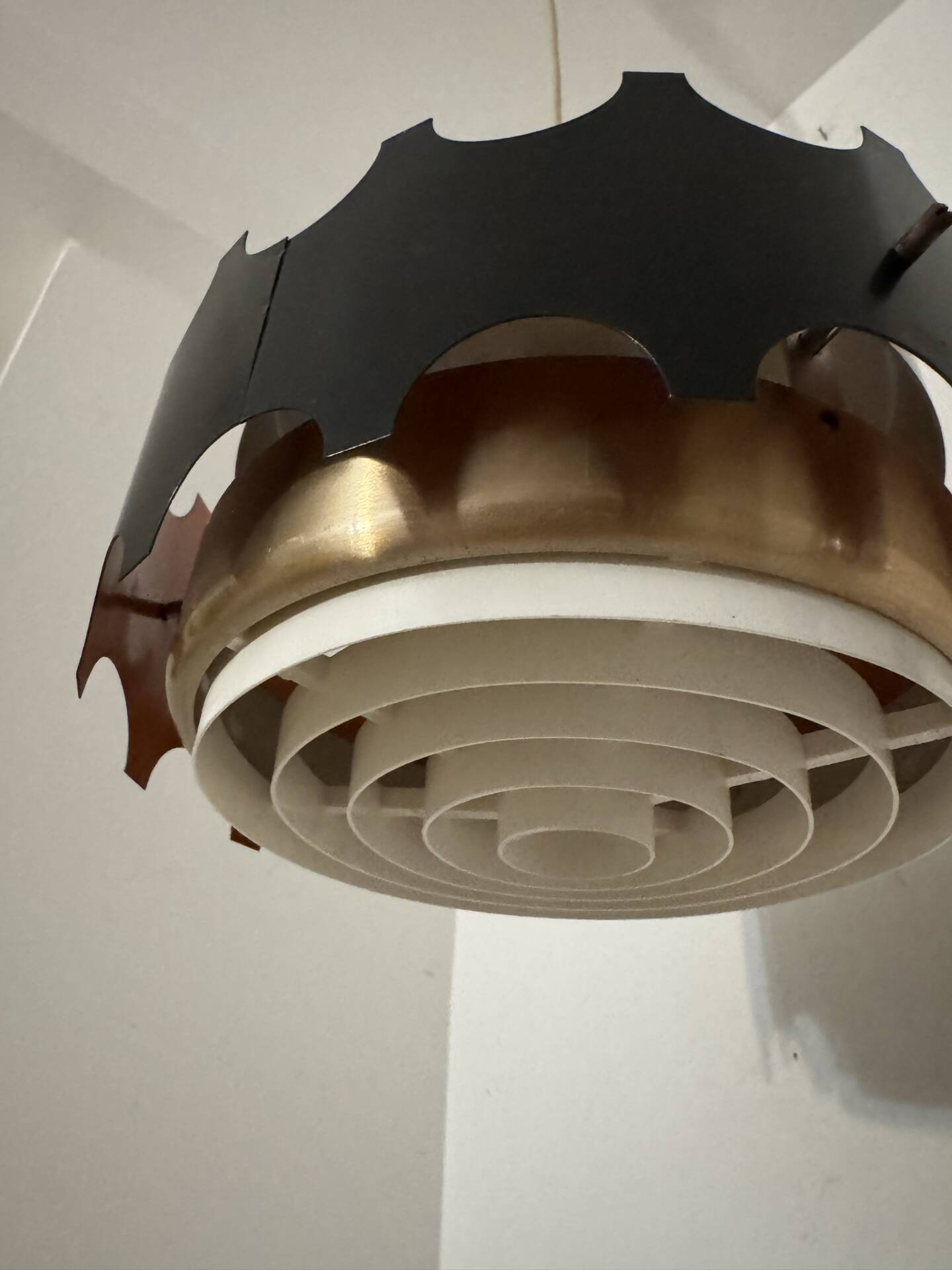 Suspension design 1960s black and copper
