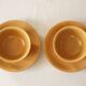 Lot de 2 tasses à thé et soucoupes en grès marron clair