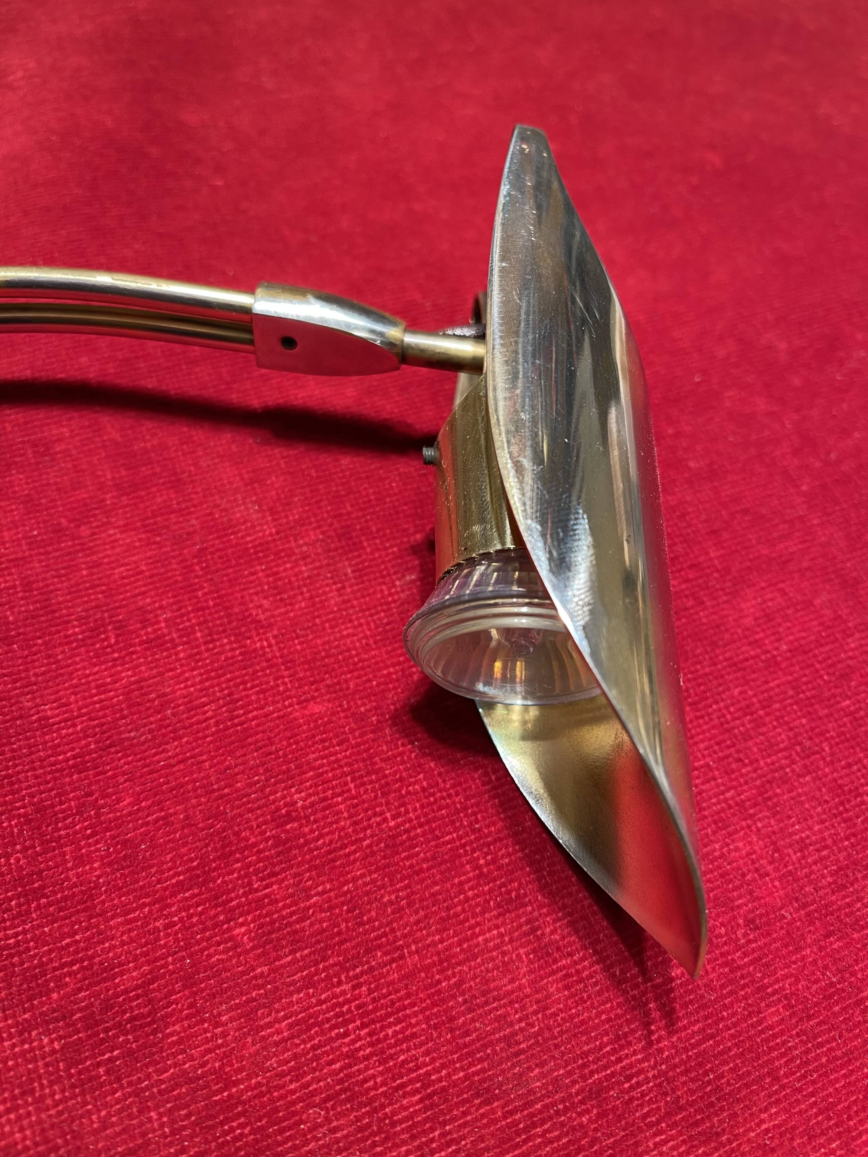 Phoenix brass picture light