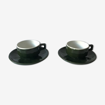 Deux tasses cafe verte de bistrot