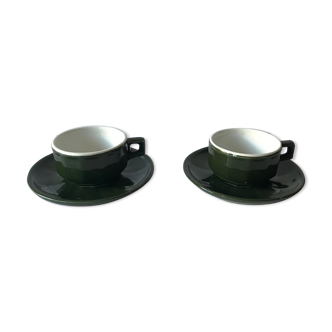 Deux tasses cafe verte de bistrot