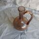 Carafe en verrerie de Biot de couleur violet mauve