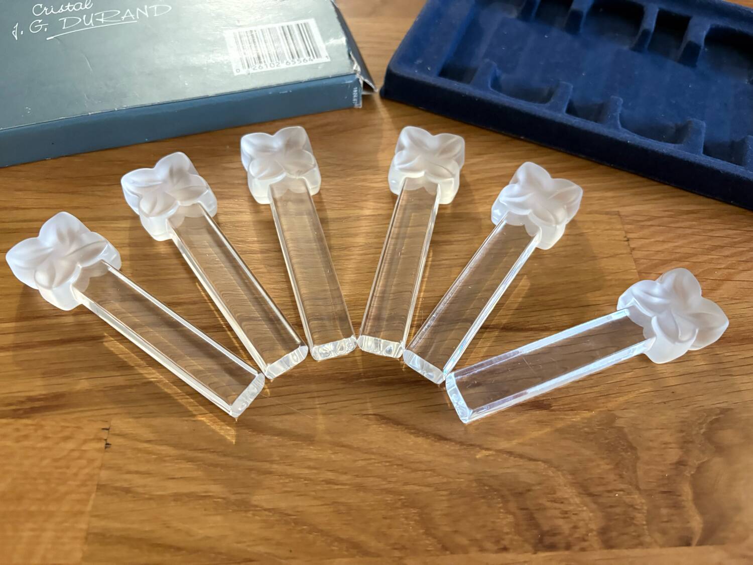 Crystal knife holder in excellent condition