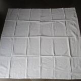 Old embroidered tablecloth: 130x130cm