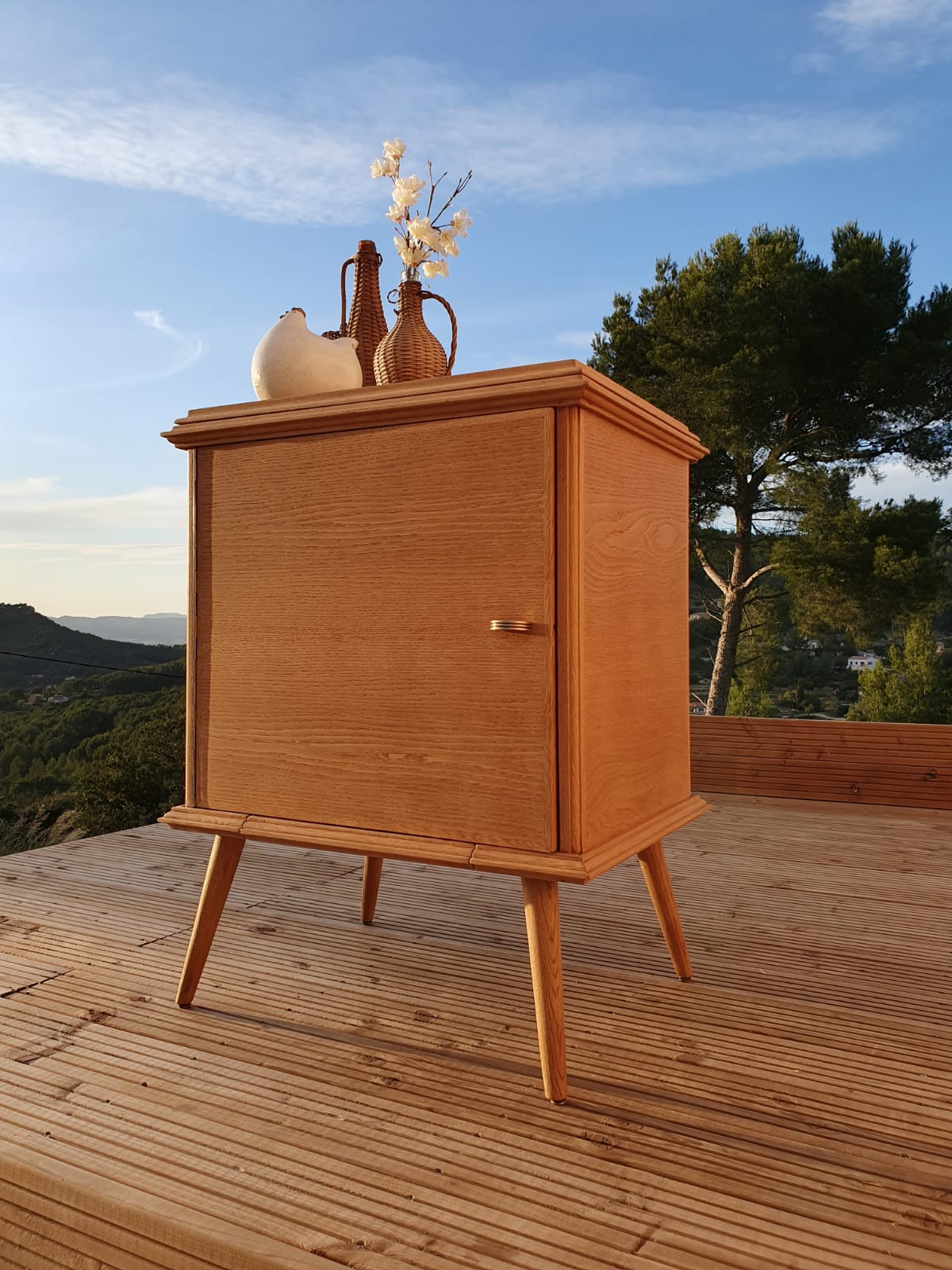 Vintage sideboard with compass feet