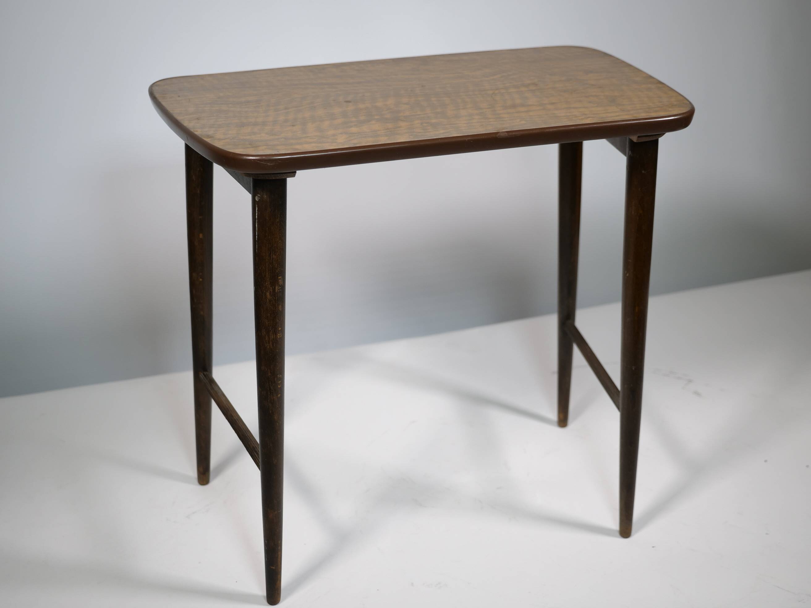 Table d'appoint en teck, années 1960