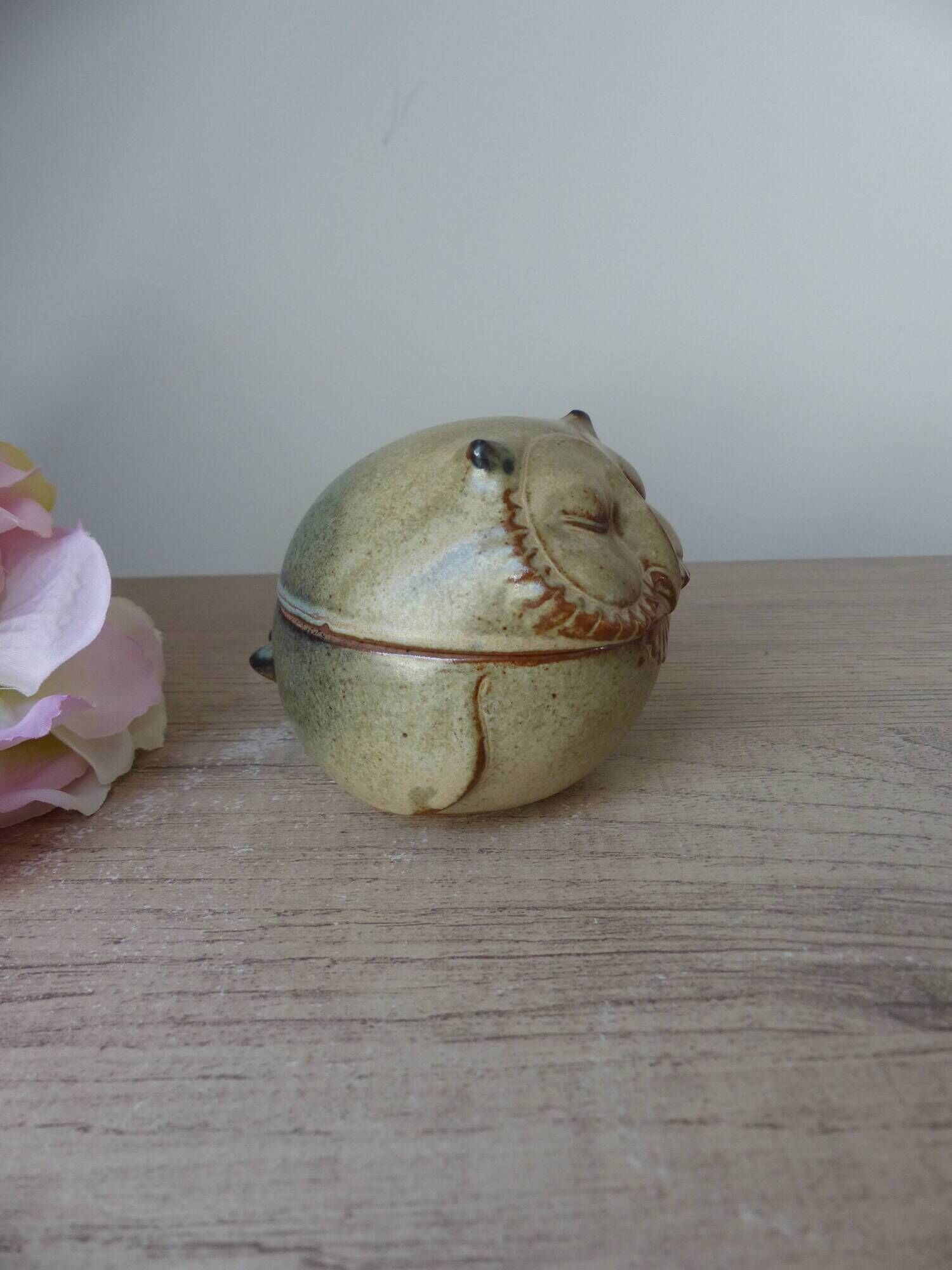 Vintage Japanese pottery owl sugar bowl 1970, zoomorphic owl sugar box