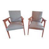 Set of 2 vintage chairs