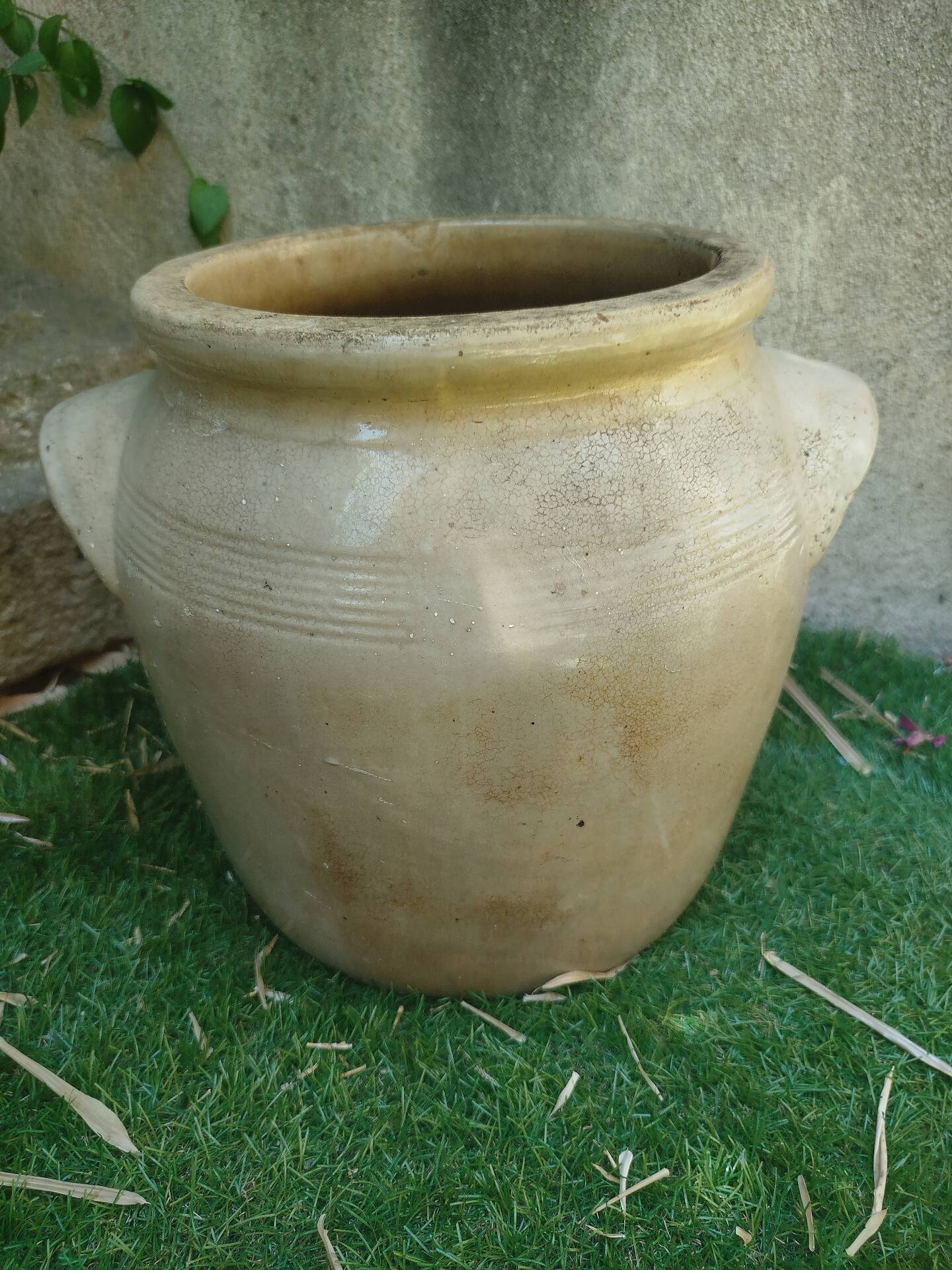 Ancienne poterie, pot à graisse