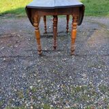 19th century walnut 6 leg table, opening