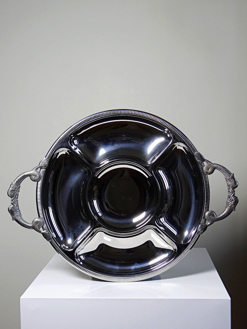 Large serving platter for hors d'oeuvres Jean Couzon in 18/10 stainless steel, 5 compartments.