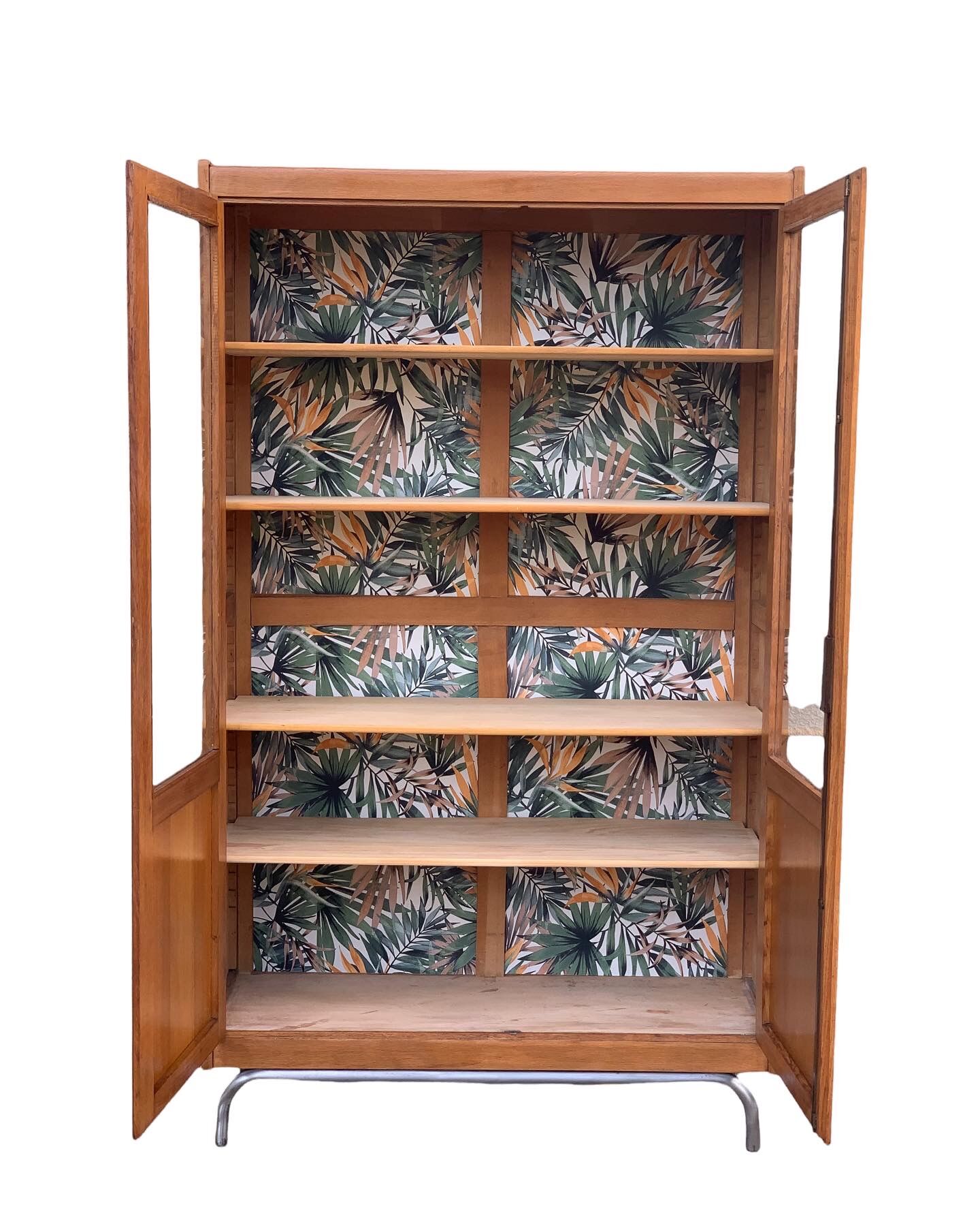 Glass cabinet from a primary school, 1950.