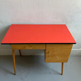 Bureau en formica