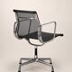 2 chaises de bureau Vitra Charles & Ray Eames EA 103 Aluminium