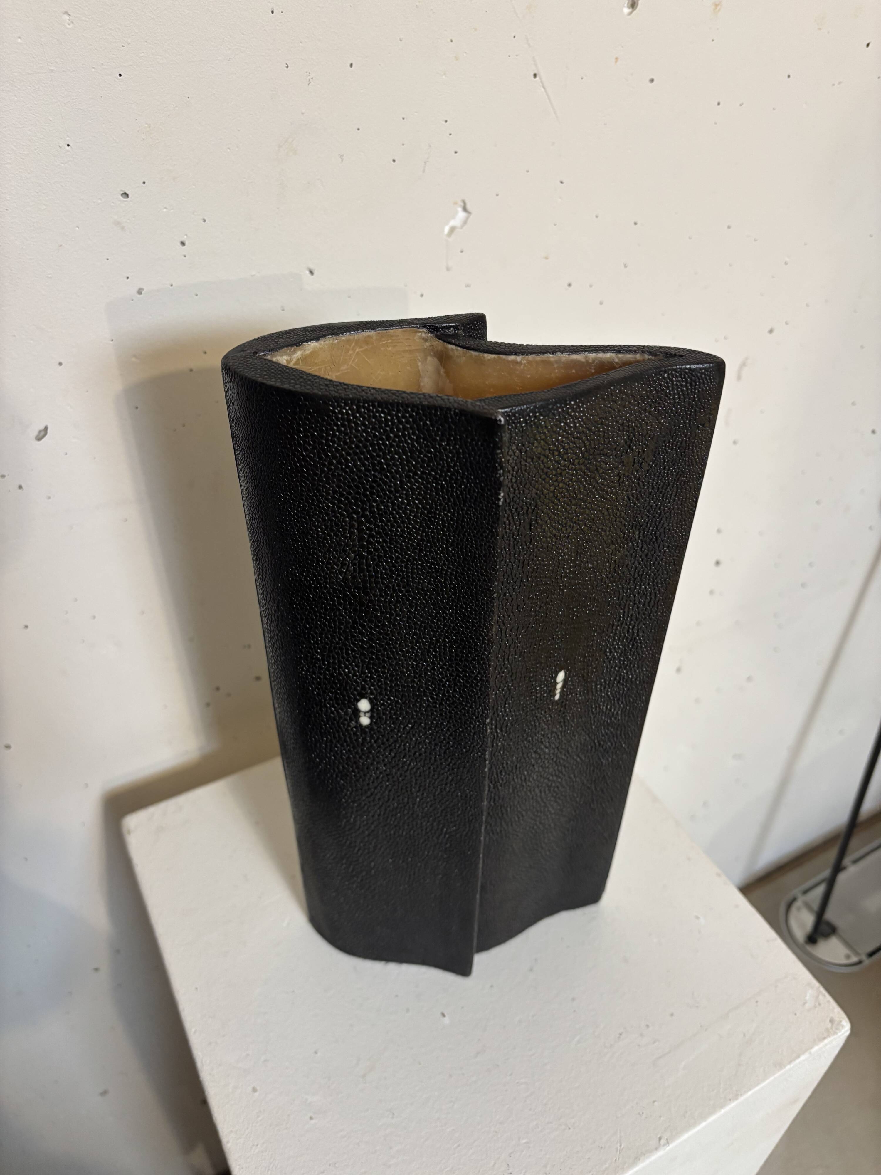 Geometric shagreen vase Ria & Yiouri Augousti, 1990