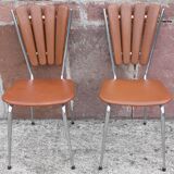 2 “Pétal” chairs from Soudévinyl