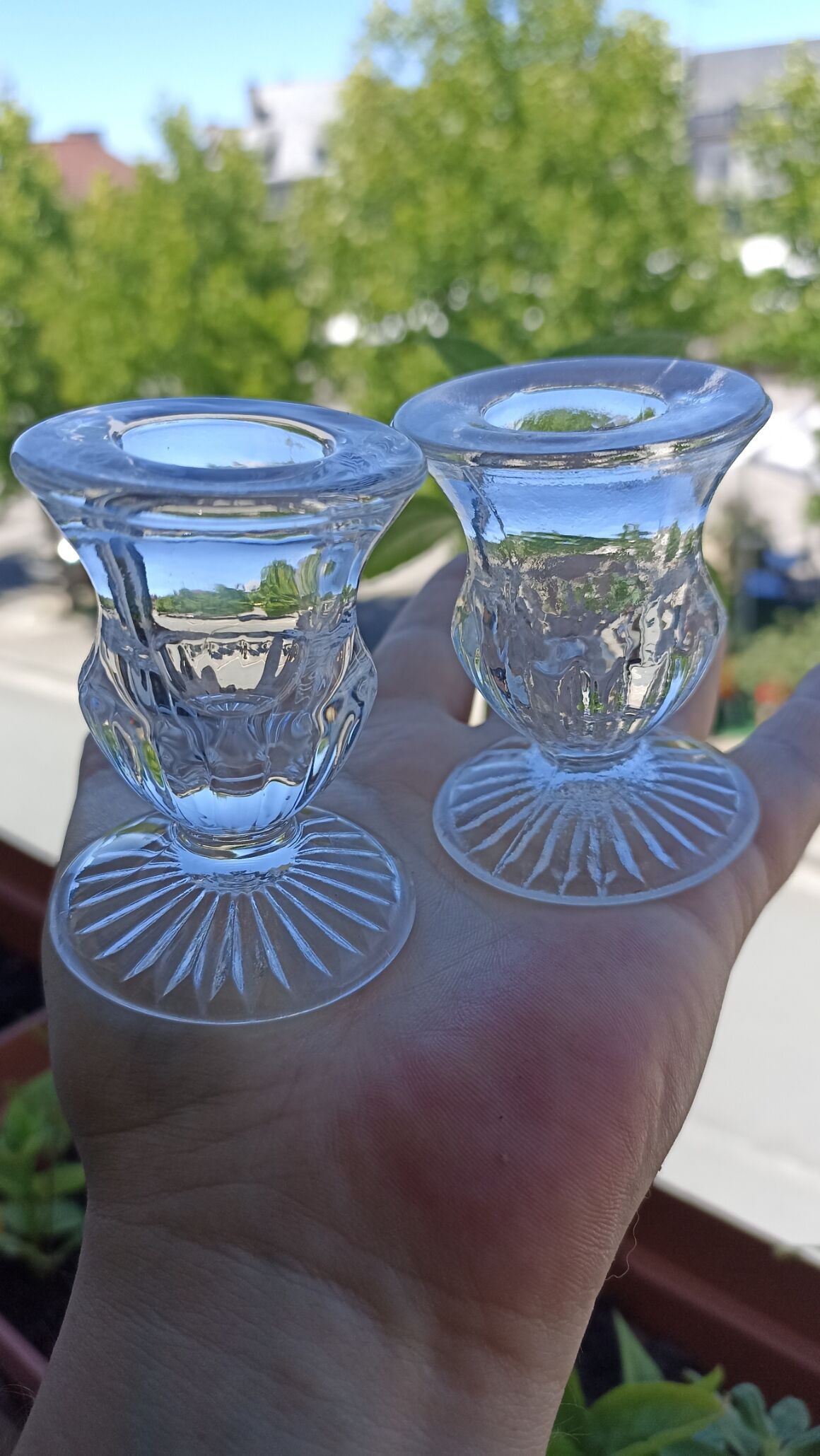 Paire de bougeoirs en verre mécanique de Reims - VMC