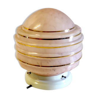 Plafonnier ou lampe à poser abat-jour opaline rose et support porcelaine– années 50
