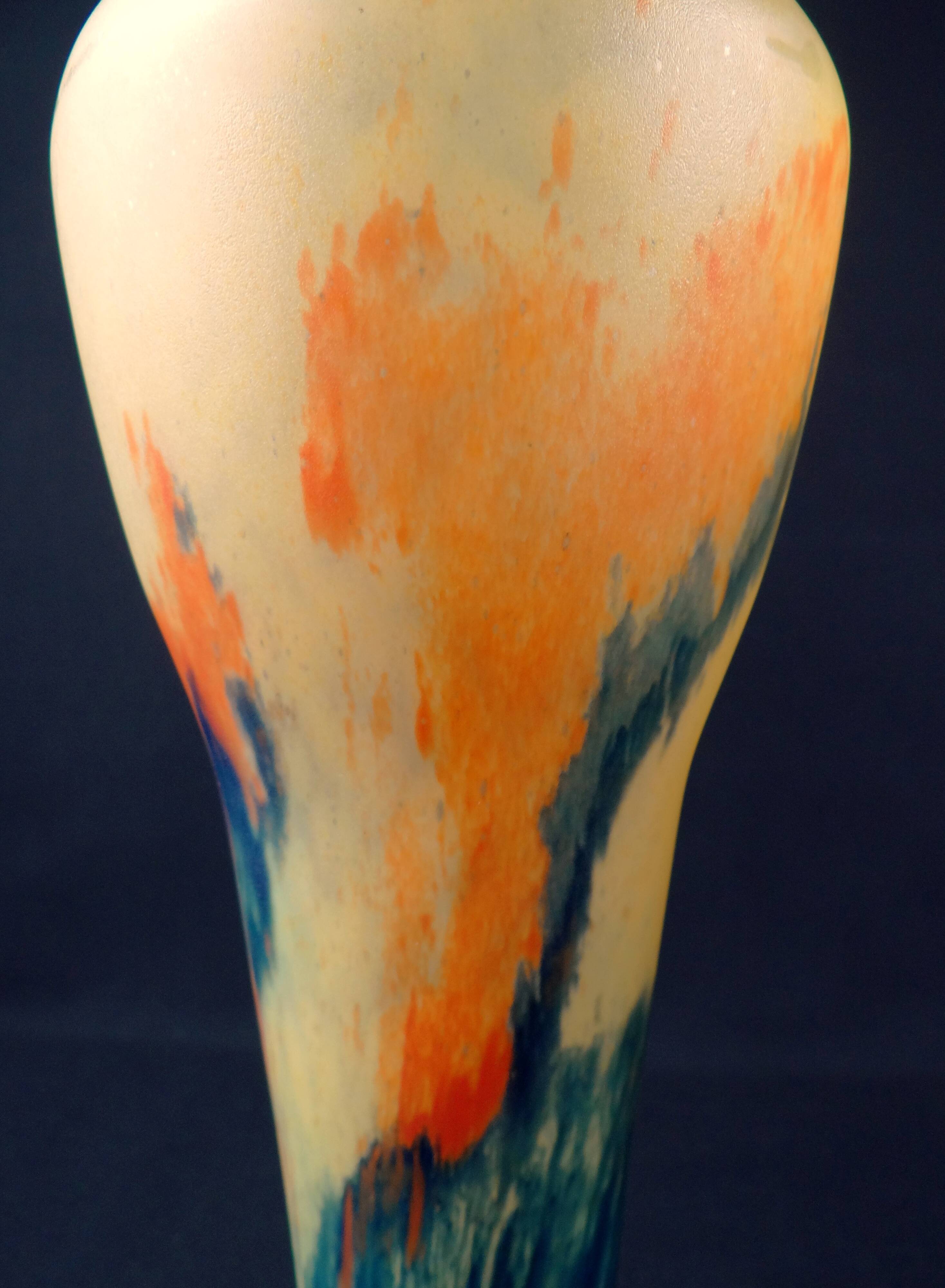 Paire de vase Art Déco en verre multicouche effet marmoréen abstrait coloré