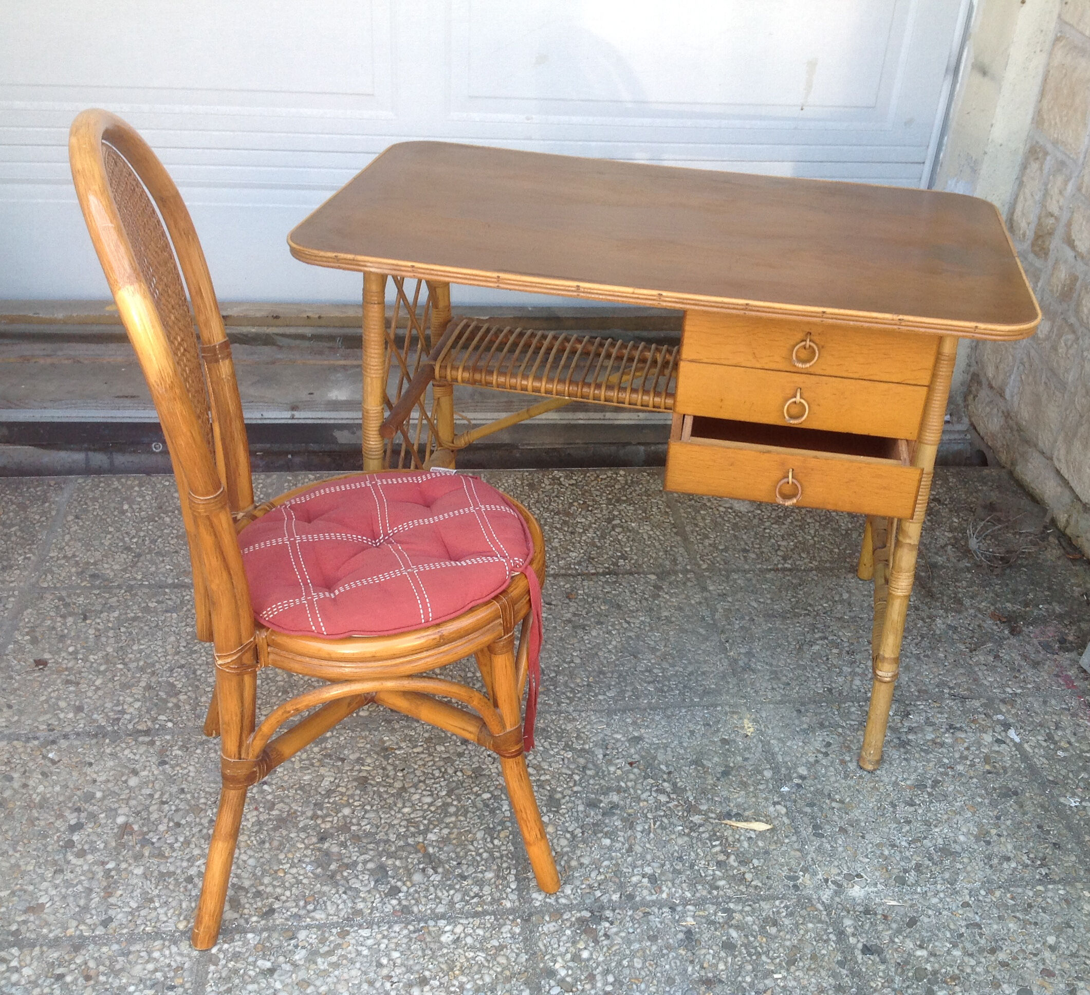 Desk and chair Louis Sognot