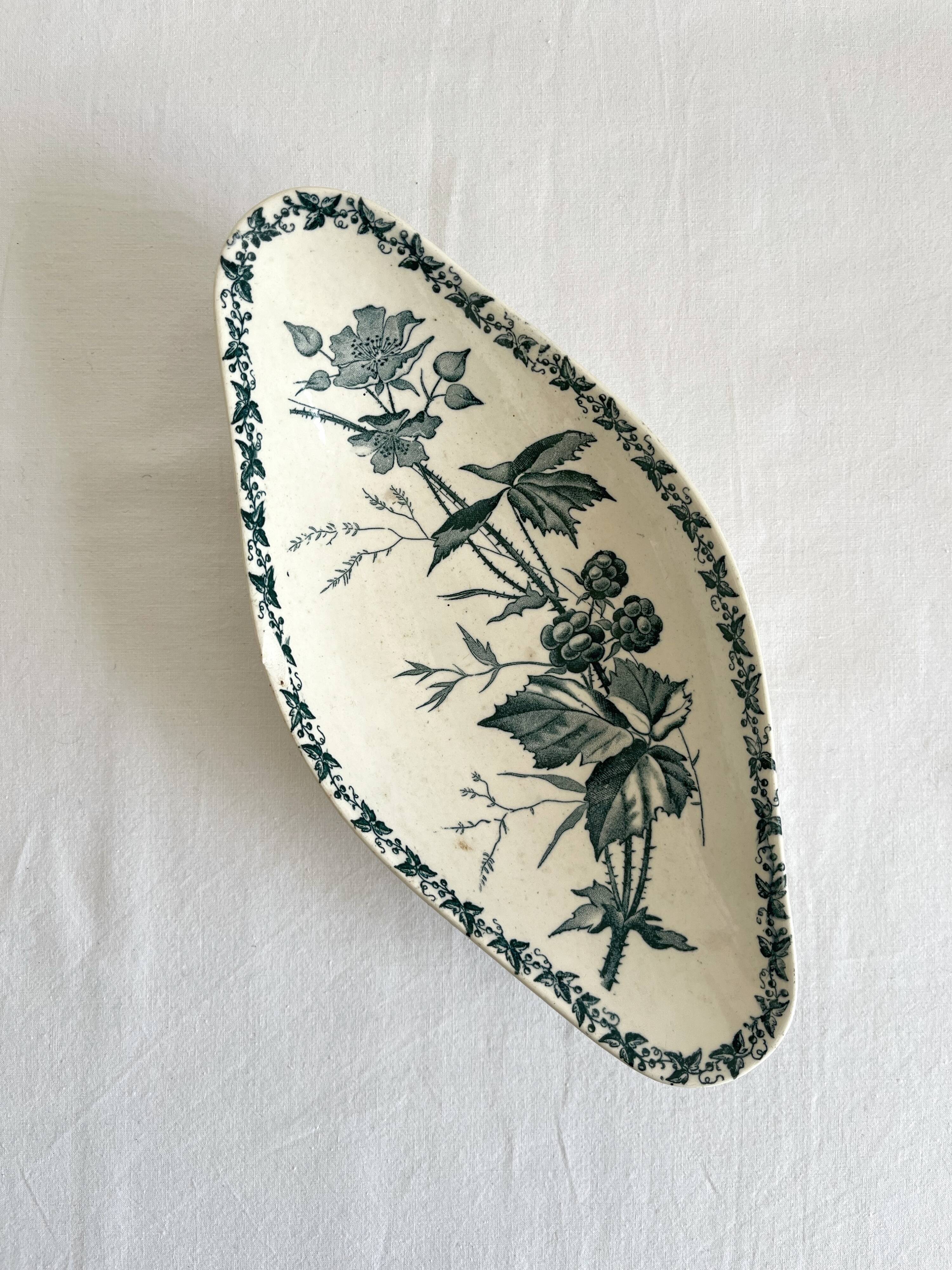 Ironstone bowl, Badonviller circa 1900