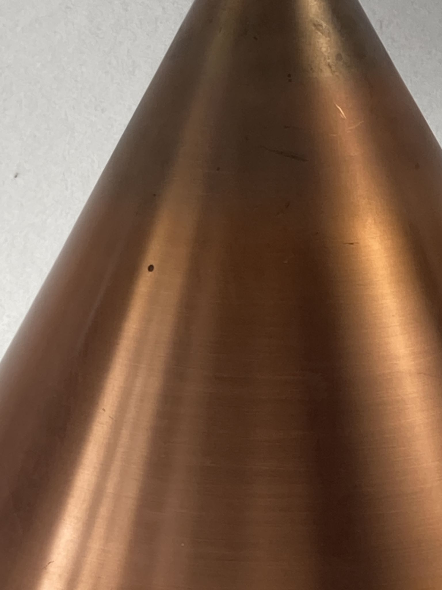 Suspension en cuivre perforé, Nordisk Solar, Danemark