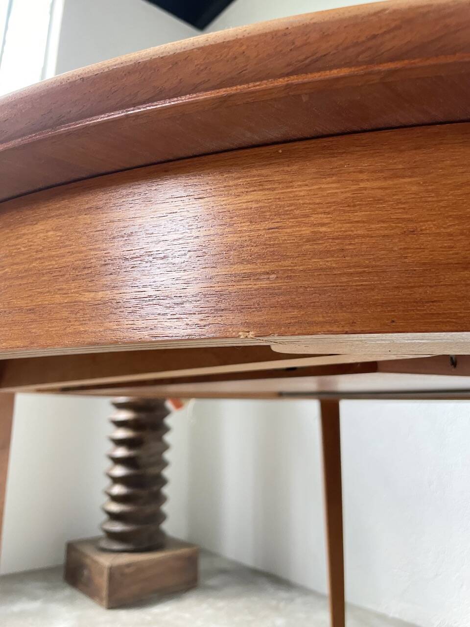 Scandinavian round teak table with extension